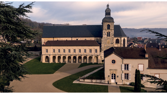 CONTENTEDITOR_DOMPERIGNON_570X320.jpg
