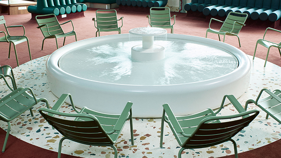 Seats around the terminal fountain