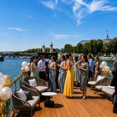 OFFICIALOFFERS_PARISSEINE_ANNIVERSAIRE_384X384.jpg