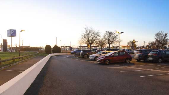 Parking_PECO_Orly_570X320.jpg