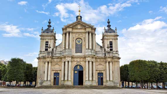 cathedralesaintlouis-versailles-570320.jpg