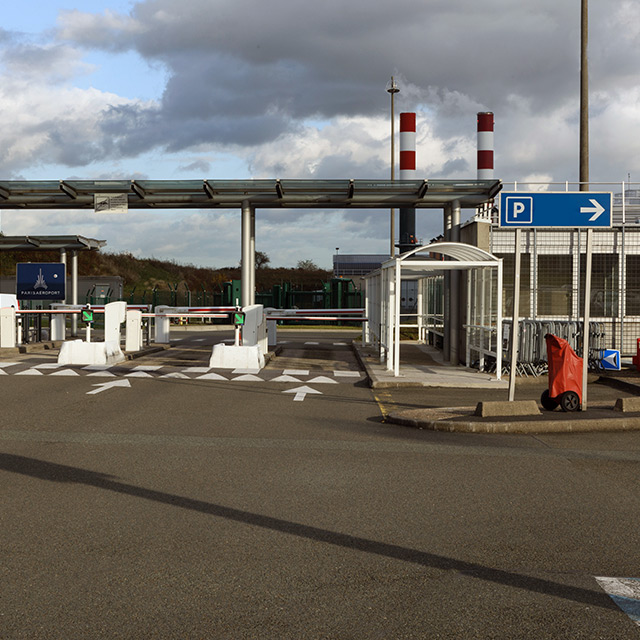 parking_aeroport_adp_cdg_px_01.jpg