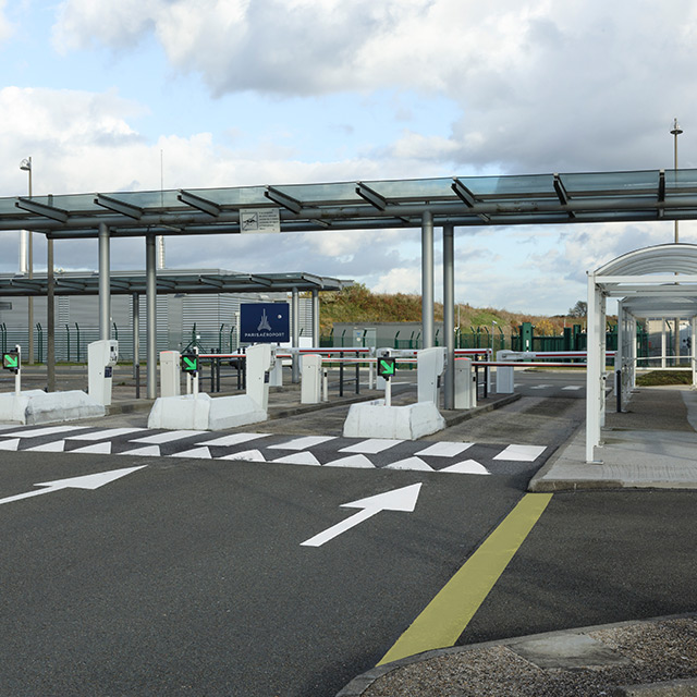 parking_aeroport_adp_cdg_px_02.jpg